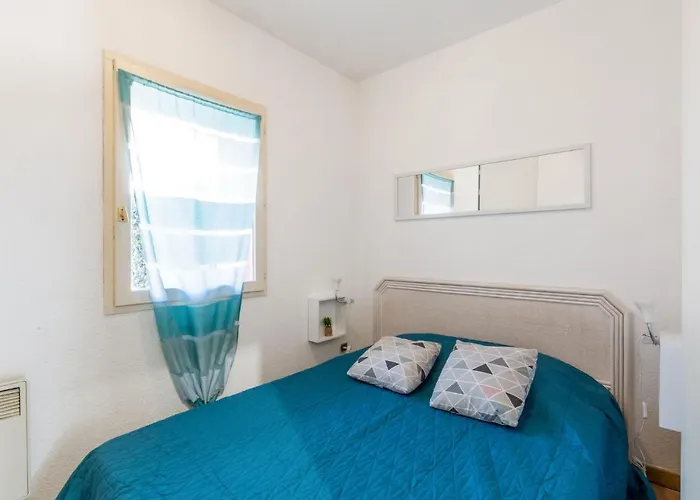 Les Jardins De La Nartelle By Interhome Appartement Sainte-Maxime